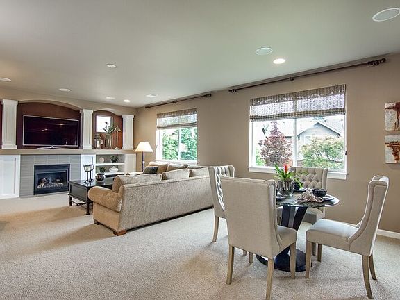 3rd image of 1703 Eagles Nest Pl SE