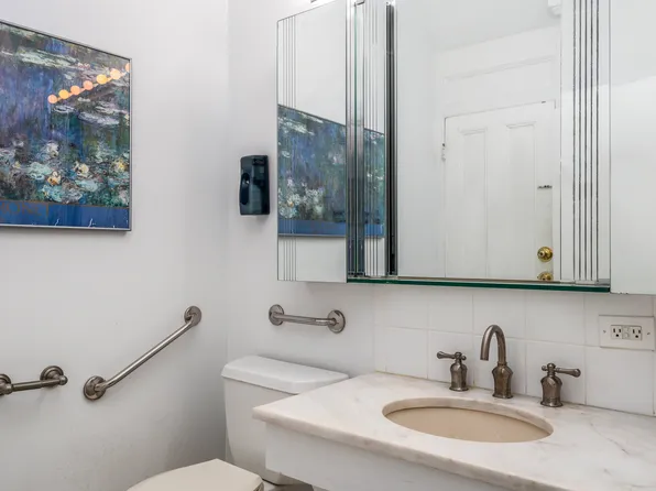 59-18 69th Avenue image 12 of 18