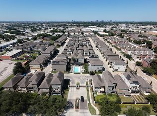 3144 Founders Rock Dr, Houston, TX 77063