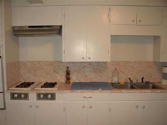 5th image of 4801 Olive St