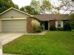 8033 N Clayburn Ct, Indianapolis, IN
