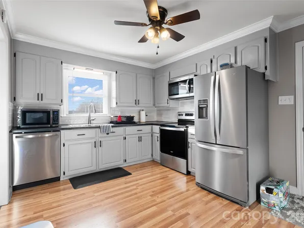 871 Saluda Rd, Chester, SC 29706