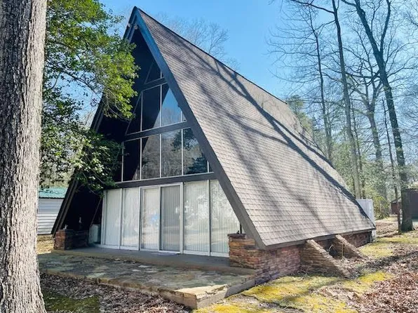 171 Ryland St, Hague, VA 22469