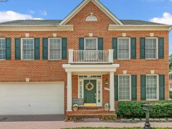 9254 Lee Masey Dr, Lorton, VA 22079