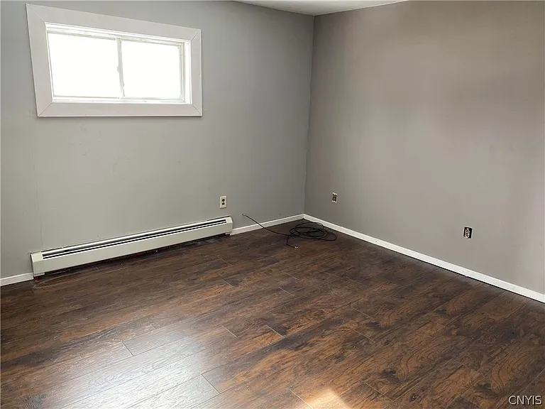 25081 Woolworth St #83 — Photo 2