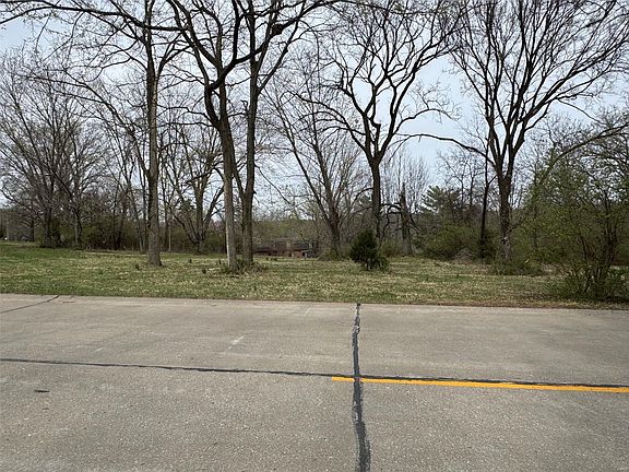 3rd image of 10541 Mentz Hill Acres Dr