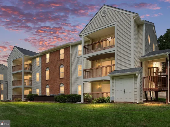 9476 Scarlet Oak Dr, Manassas, VA 20110