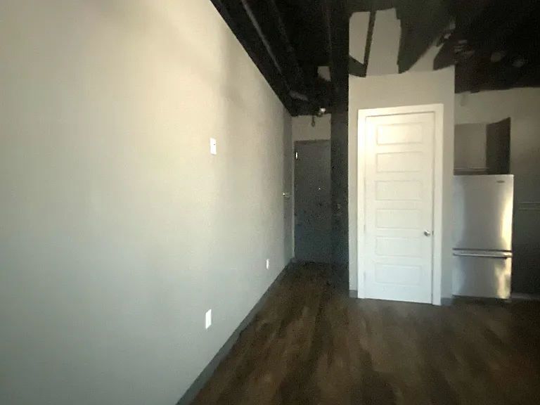 901 9th St #LOFT C — Photo 4