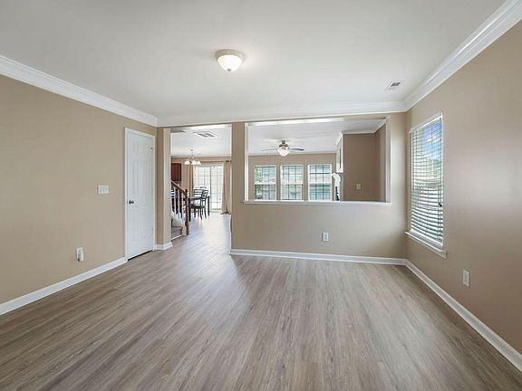 4th image of 3221 Mackinac Island Ln
