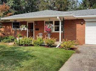 30 Orchard Hl, Huntington, IN 46750