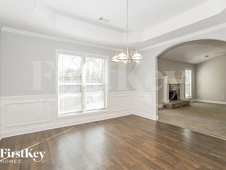 1439 Dillard Heights Dr — Photo 6