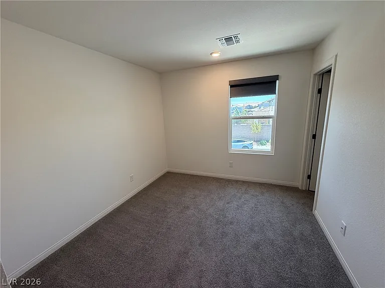 8030 Minavalle Ave — Photo 25