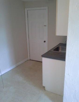 3rd image of 138 Central St #35cwbkg7v