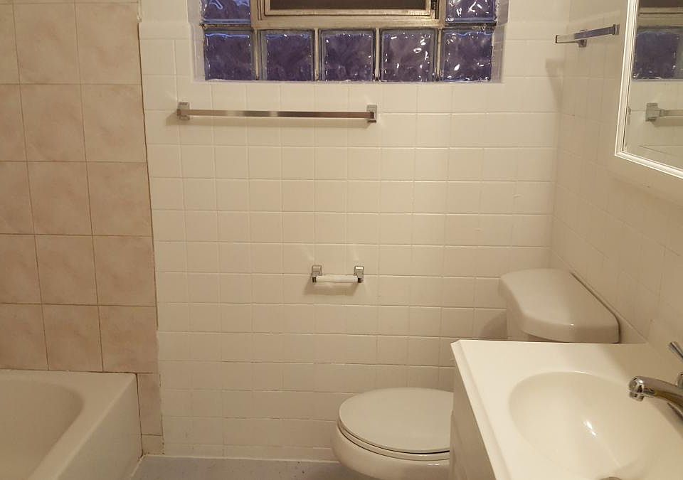 2nd image of 14039 S School St APT 2