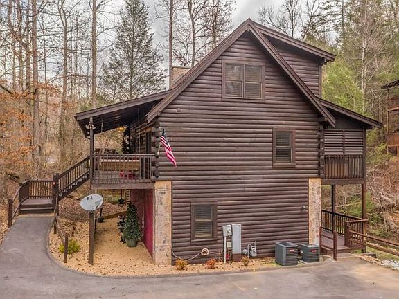 3rd image of 607 Eagle Boulevard Way