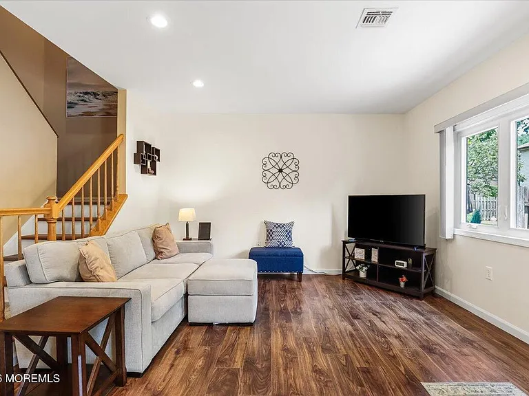 185 Pear Dr — Photo 14