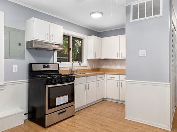 4th image of 1310 Loral Ave