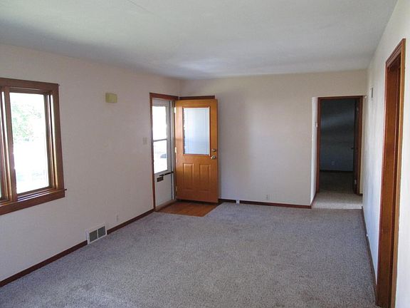 2nd image of 631 McKinley Ave