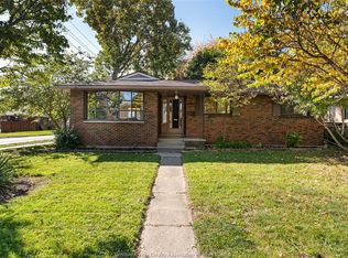 2997 Saint Patricks Dr, Windsor, ON N9E 3G8