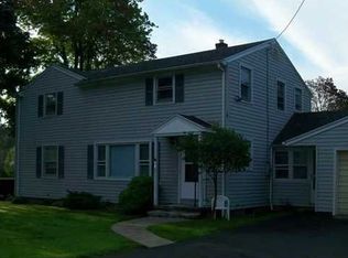 689 Britton Rd, Rochester, NY 14616