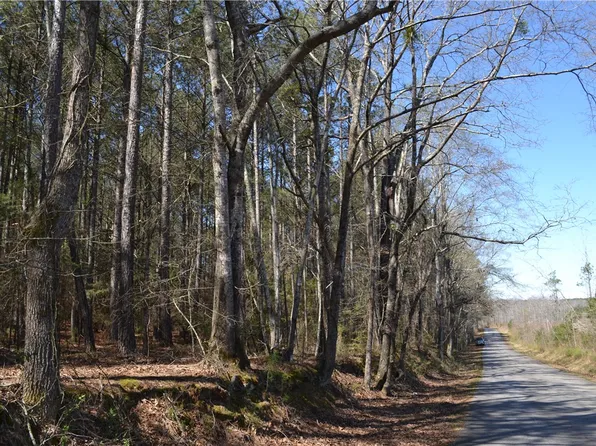 827 Audubon Pl, Iva, SC 29655