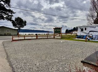 27051 N Us Highway 101 #6, Hoodsport, WA 98548