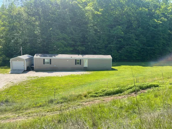 2003 Centerville Rd, West Liberty, KY 41472