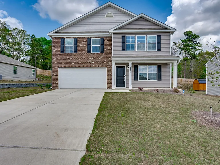 242 Carrington Dr — Photo 3