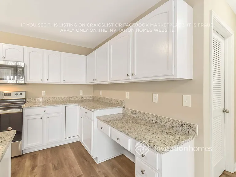 4664 Cedar Rock Dr — Photo 12