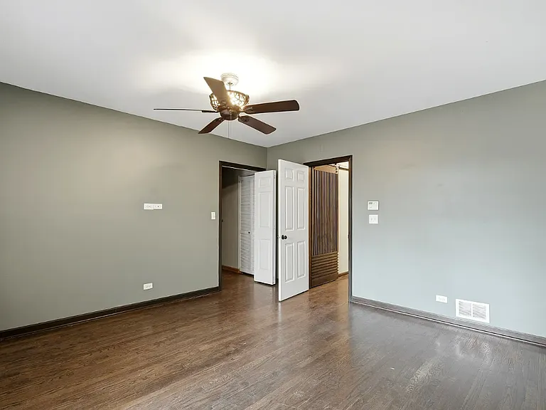 619 N Racine Ave #1 — Photo 6