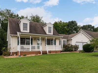 221 Bowmans Run Dr, Stuarts Draft, VA, 24477