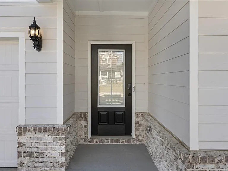 2929 Sweet Red Cir — Photo 5