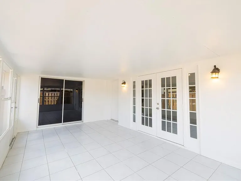 2947 Poplar Ave — Photo 7
