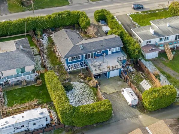 261 Alder St, Campbell River, BC V9W 2N5