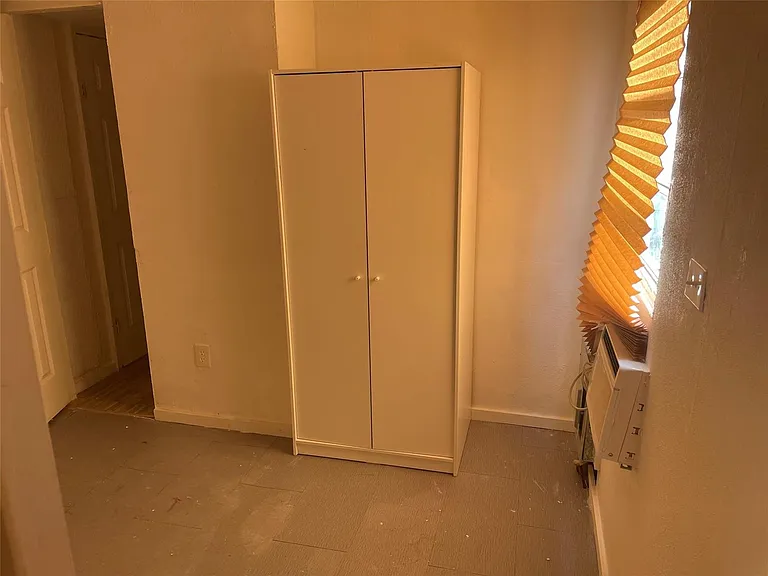 8556 Berkley Dr — Photo 14