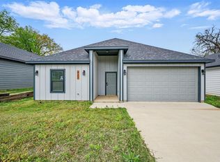 427 E Munson St, Denison, TX 75021