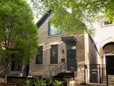2117 W Dickens Ave, Chicago, IL, 60647