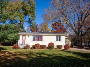 W3796 Lakeview Dr, Lake Geneva, WI 53147