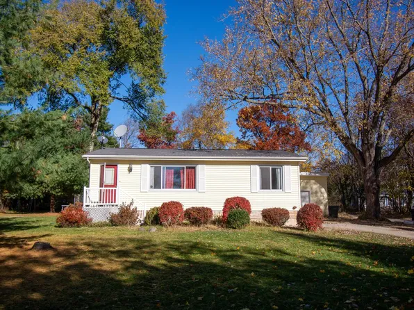 W3796 Lakeview DRIVE, Lake Geneva, WI 53147