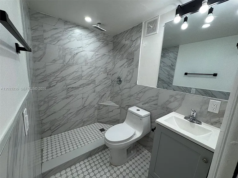 3011 SW 1st Ave #6 — Photo 21