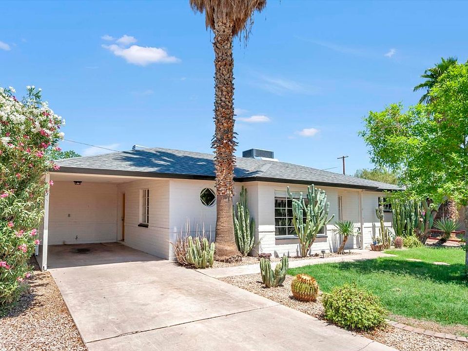 Charming with carport