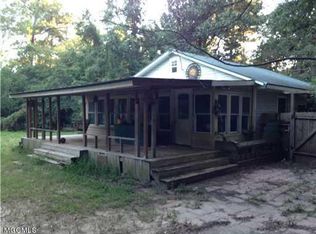 15573 Old Woolmarket Rd, Biloxi, MS 39532