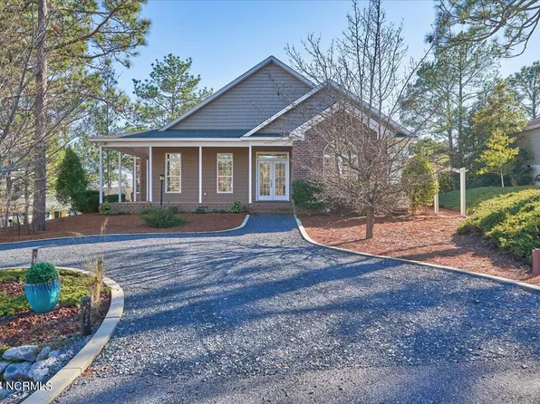 4 Lakeside Lane, Pinehurst, NC 28374