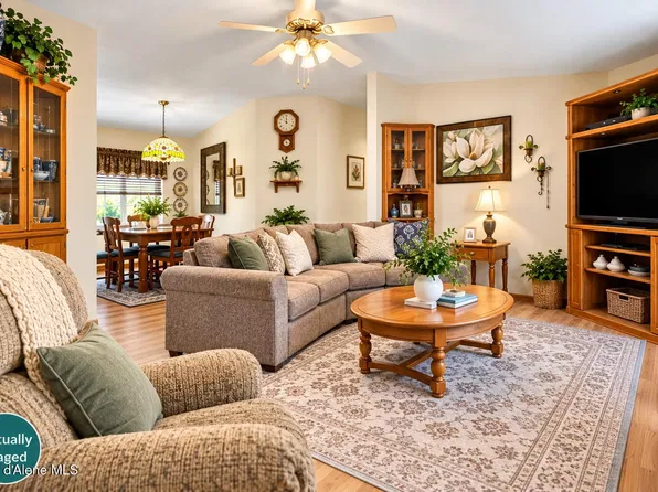 2082 W Yorkshire Ave, Coeur D Alene, ID 83815