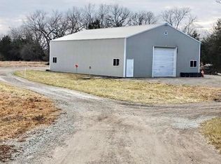 1753 N 700th Rd, Baldwin City, KS 66006