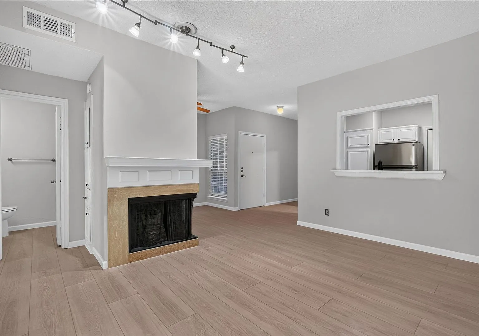 14277 Preston Rd — Photo 1