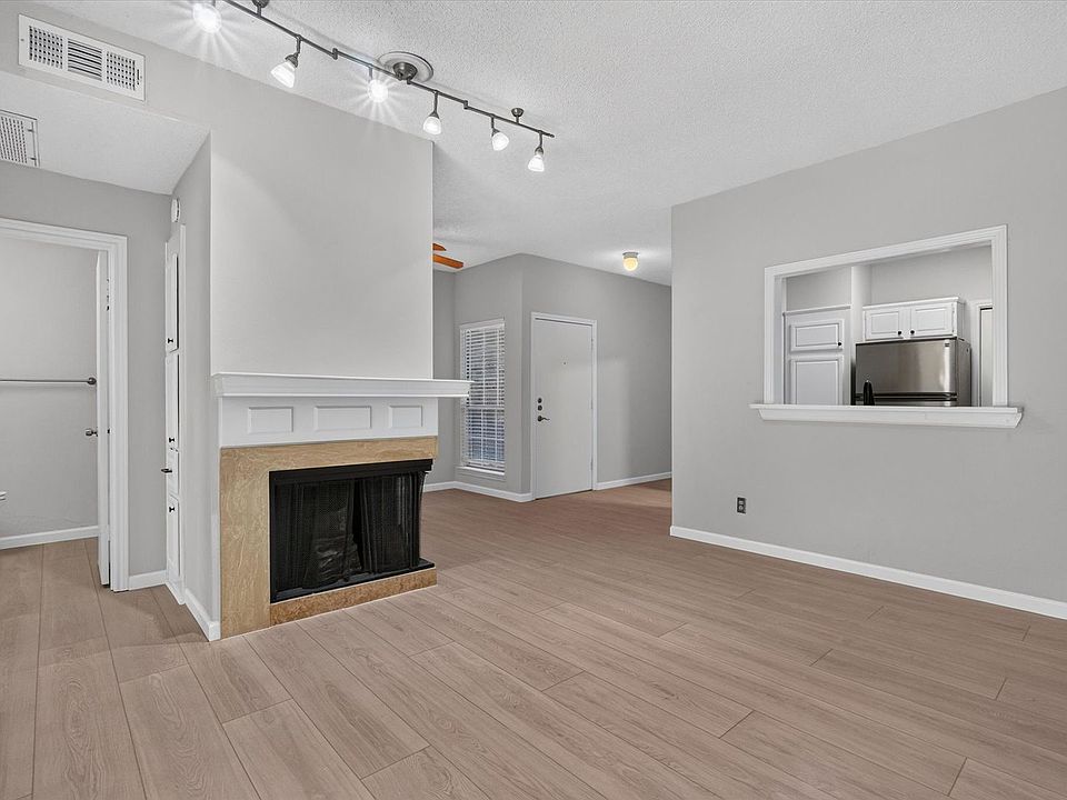 1st image of 14277 Preston Rd APT 512