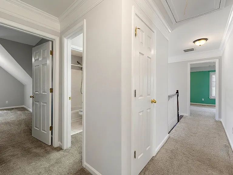 1708 Bonnabel Trce NE #1 — Photo 36