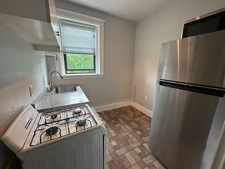 60 Charlesgate E #124 — Photo 12