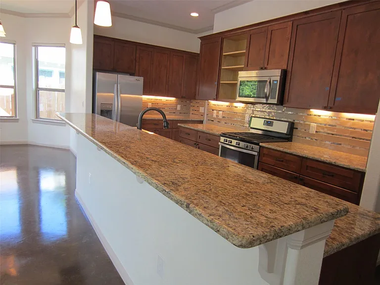 5305 Duval St #A — Photo 8